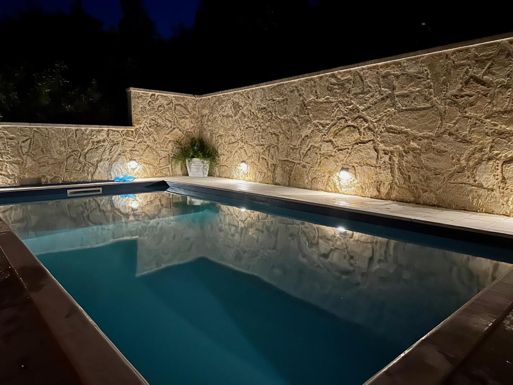 Duplex Apartment With Private Swimming Pool Preko Exterior photo